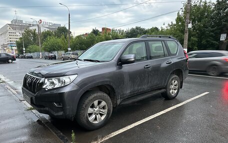 Toyota Land Cruiser Prado 150 рестайлинг 2, 2021 год, 5 330 000 рублей, 4 фотография