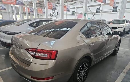 Skoda Octavia, 2021 год, 1 390 000 рублей, 4 фотография