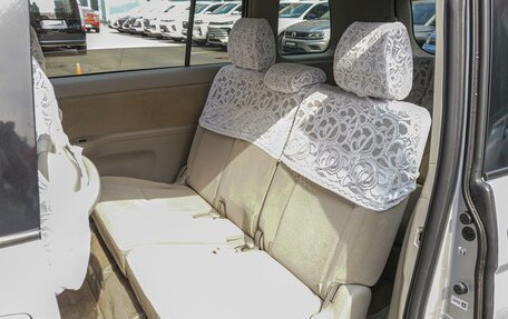 Toyota ISis I, 2012 год, 1 170 000 рублей, 7 фотография