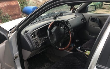Nissan Primera II рестайлинг, 2000 год, 250 000 рублей, 3 фотография