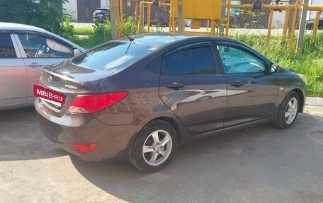 Hyundai Solaris II рестайлинг, 2014 год, 550 000 рублей, 3 фотография