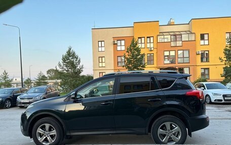 Toyota RAV4, 2015 год, 2 380 000 рублей, 2 фотография