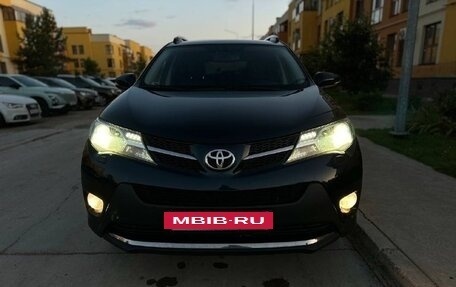 Toyota RAV4, 2015 год, 2 380 000 рублей, 20 фотография
