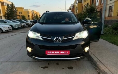 Toyota RAV4, 2015 год, 2 380 000 рублей, 23 фотография