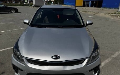 KIA Rio IV, 2017 год, 1 300 000 рублей, 4 фотография
