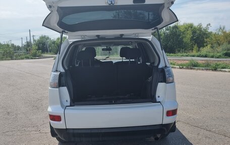 Mitsubishi Outlander III рестайлинг 3, 2010 год, 1 089 000 рублей, 5 фотография