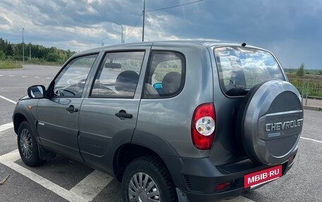 Chevrolet Niva I рестайлинг, 2009 год, 480 000 рублей, 3 фотография