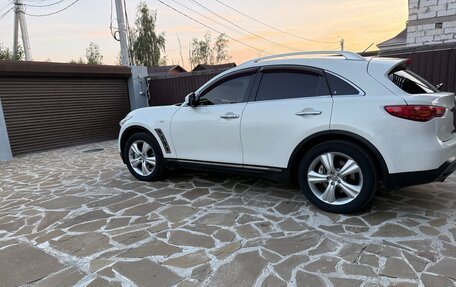 Infiniti FX II, 2010 год, 1 900 000 рублей, 4 фотография
