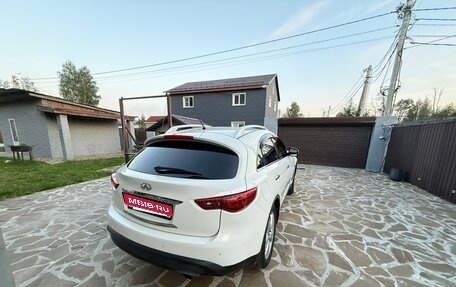 Infiniti FX II, 2010 год, 1 900 000 рублей, 10 фотография