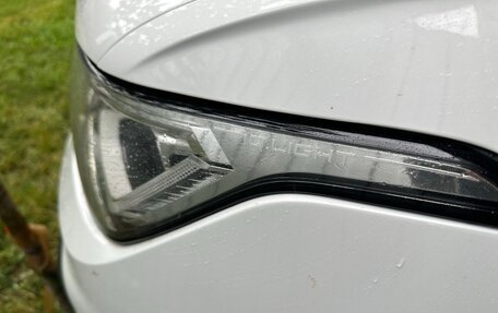 Volkswagen Tiguan II, 2021 год, 2 800 000 рублей, 24 фотография