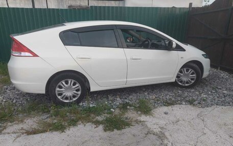 Honda Insight II рестайлинг, 2010 год, 950 000 рублей, 3 фотография