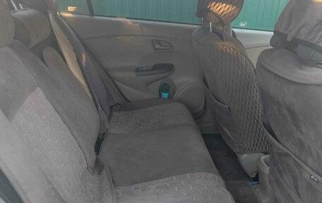 Honda Insight II рестайлинг, 2010 год, 950 000 рублей, 7 фотография