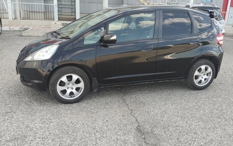 Honda Fit III, 2010 год, 780 000 рублей, 4 фотография