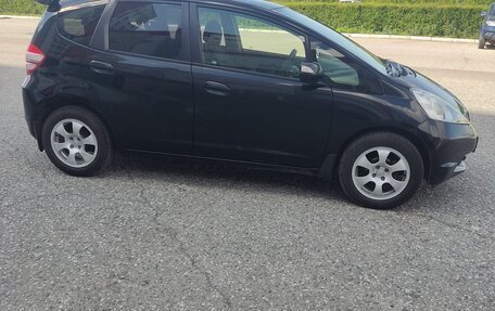 Honda Fit III, 2010 год, 780 000 рублей, 7 фотография