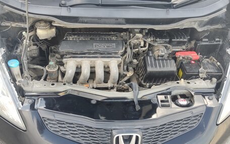 Honda Fit III, 2010 год, 780 000 рублей, 14 фотография