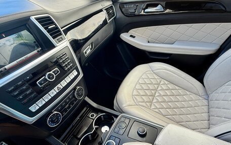 Mercedes-Benz GL-Класс, 2013 год, 3 050 000 рублей, 4 фотография