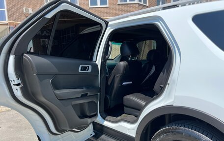 Ford Explorer VI, 2013 год, 2 150 000 рублей, 11 фотография