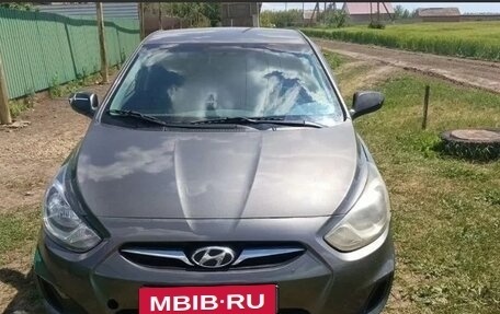 Hyundai Solaris II рестайлинг, 2014 год, 650 000 рублей, 1 фотография