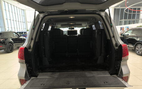 Toyota Land Cruiser 200, 2009 год, 2 550 000 рублей, 12 фотография