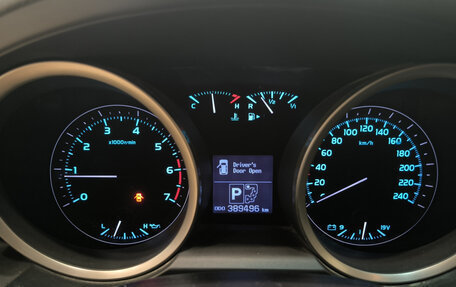 Toyota Land Cruiser 200, 2009 год, 2 550 000 рублей, 16 фотография