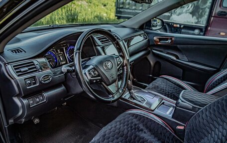 Toyota Camry, 2015 год, 1 800 000 рублей, 11 фотография
