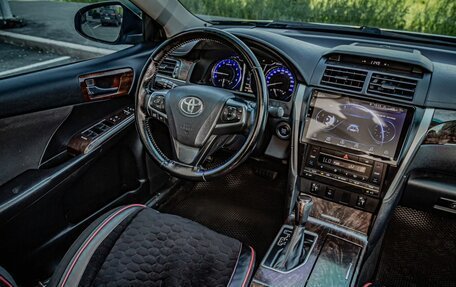 Toyota Camry, 2015 год, 1 800 000 рублей, 18 фотография