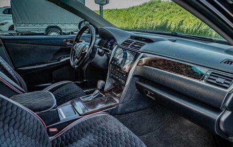 Toyota Camry, 2015 год, 1 800 000 рублей, 21 фотография