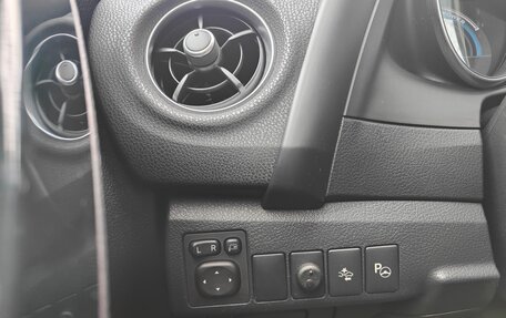 Toyota Auris II, 2018 год, 2 070 000 рублей, 14 фотография