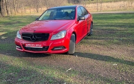Mercedes-Benz C-Класс, 2011 год, 1 300 000 рублей, 1 фотография