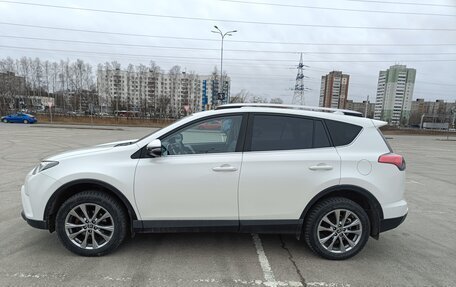 Toyota RAV4, 2017 год, 2 270 000 рублей, 5 фотография