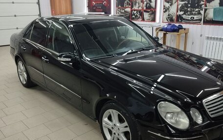 Mercedes-Benz E-Класс, 2004 год, 1 000 000 рублей, 5 фотография
