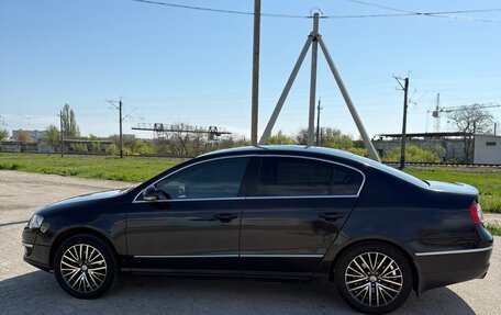 Volkswagen Passat B6, 2006 год, 750 000 рублей, 2 фотография