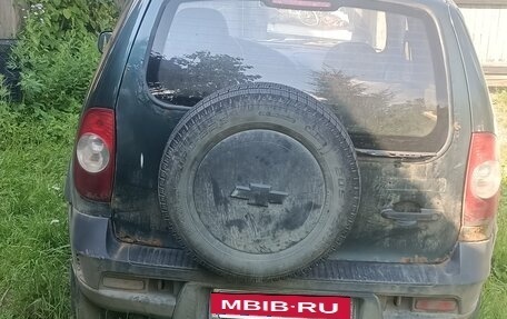 Chevrolet Niva I рестайлинг, 2010 год, 230 000 рублей, 2 фотография