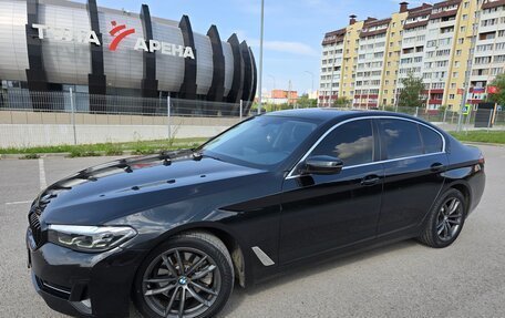 BMW 5 серия, 2021 год, 3 920 000 рублей, 2 фотография