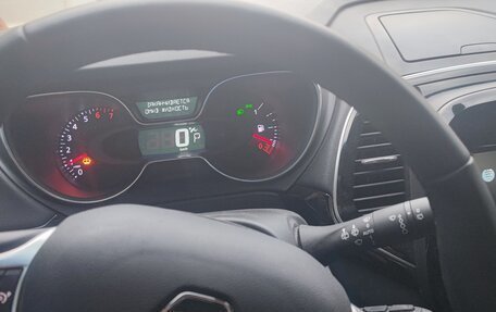 Renault Kaptur I рестайлинг, 2021 год, 1 700 000 рублей, 4 фотография