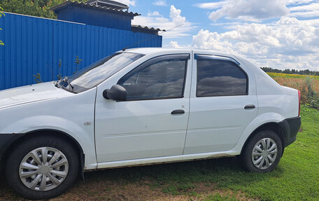 Renault Logan I, 2013 год, 400 000 рублей, 2 фотография
