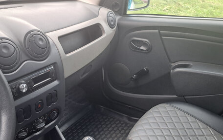 Renault Logan I, 2013 год, 400 000 рублей, 6 фотография