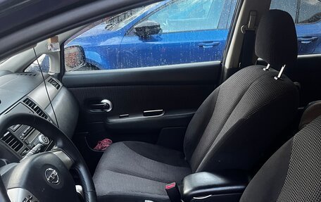 Nissan Tiida, 2011 год, 900 000 рублей, 2 фотография