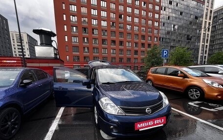 Nissan Tiida, 2011 год, 900 000 рублей, 4 фотография