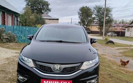 Honda Jade I, 2015 год, 1 650 000 рублей, 1 фотография