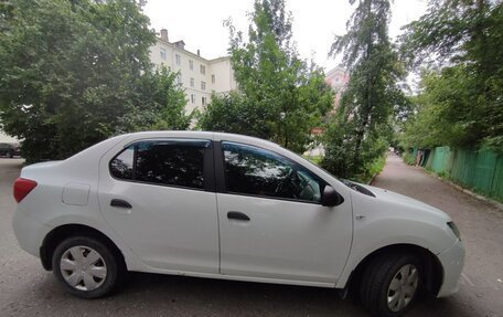 Renault Logan II, 2014 год, 500 000 рублей, 4 фотография