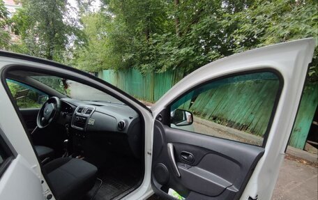 Renault Logan II, 2014 год, 500 000 рублей, 5 фотография