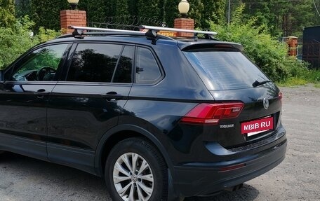 Volkswagen Tiguan II, 2017 год, 1 950 000 рублей, 4 фотография