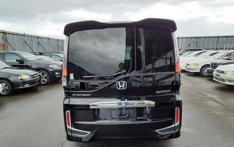 Honda Stepwgn IV, 2017 год, 2 100 000 рублей, 8 фотография