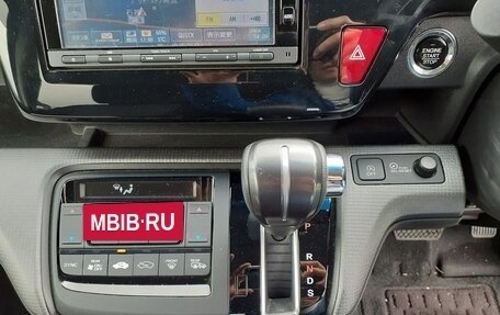 Honda Stepwgn IV, 2017 год, 2 100 000 рублей, 12 фотография