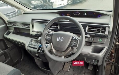 Honda Stepwgn IV, 2017 год, 2 100 000 рублей, 16 фотография