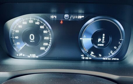 Volvo XC90 II рестайлинг, 2020 год, 4 300 000 рублей, 11 фотография