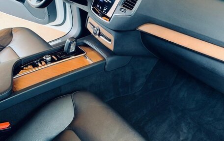 Volvo XC90 II рестайлинг, 2020 год, 4 300 000 рублей, 15 фотография