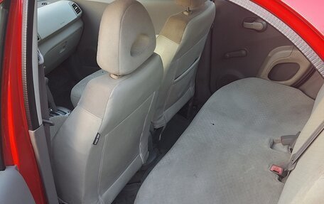 Nissan Micra III, 2003 год, 385 000 рублей, 11 фотография