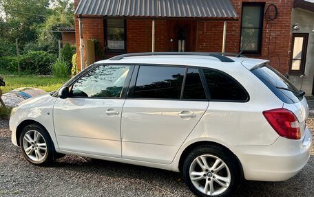Skoda Fabia II, 2012 год, 450 000 рублей, 3 фотография